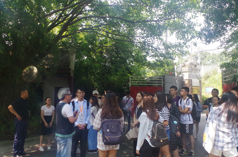 1535610073624821.jpg 参访6.jpg